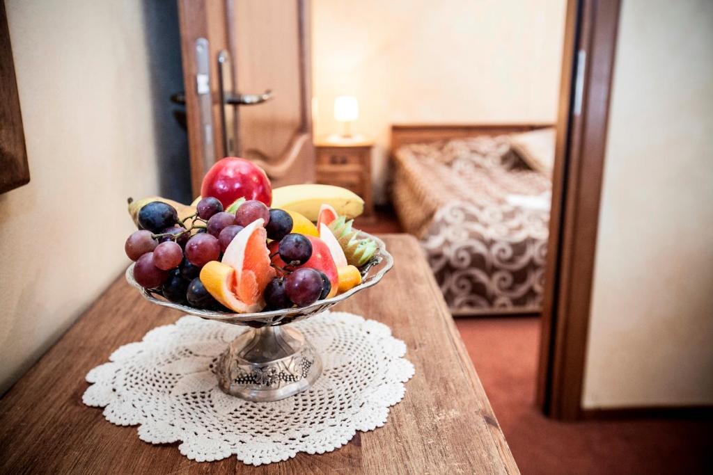 Single Room,945845779:JPEG